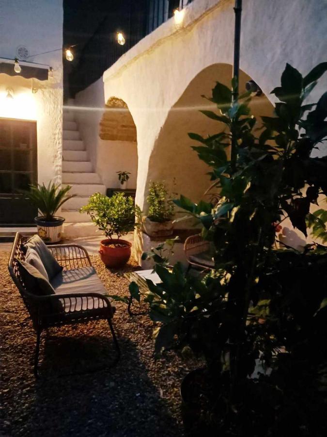 La Cachette Bed & Breakfast Aigues-Vives  Dış mekan fotoğraf