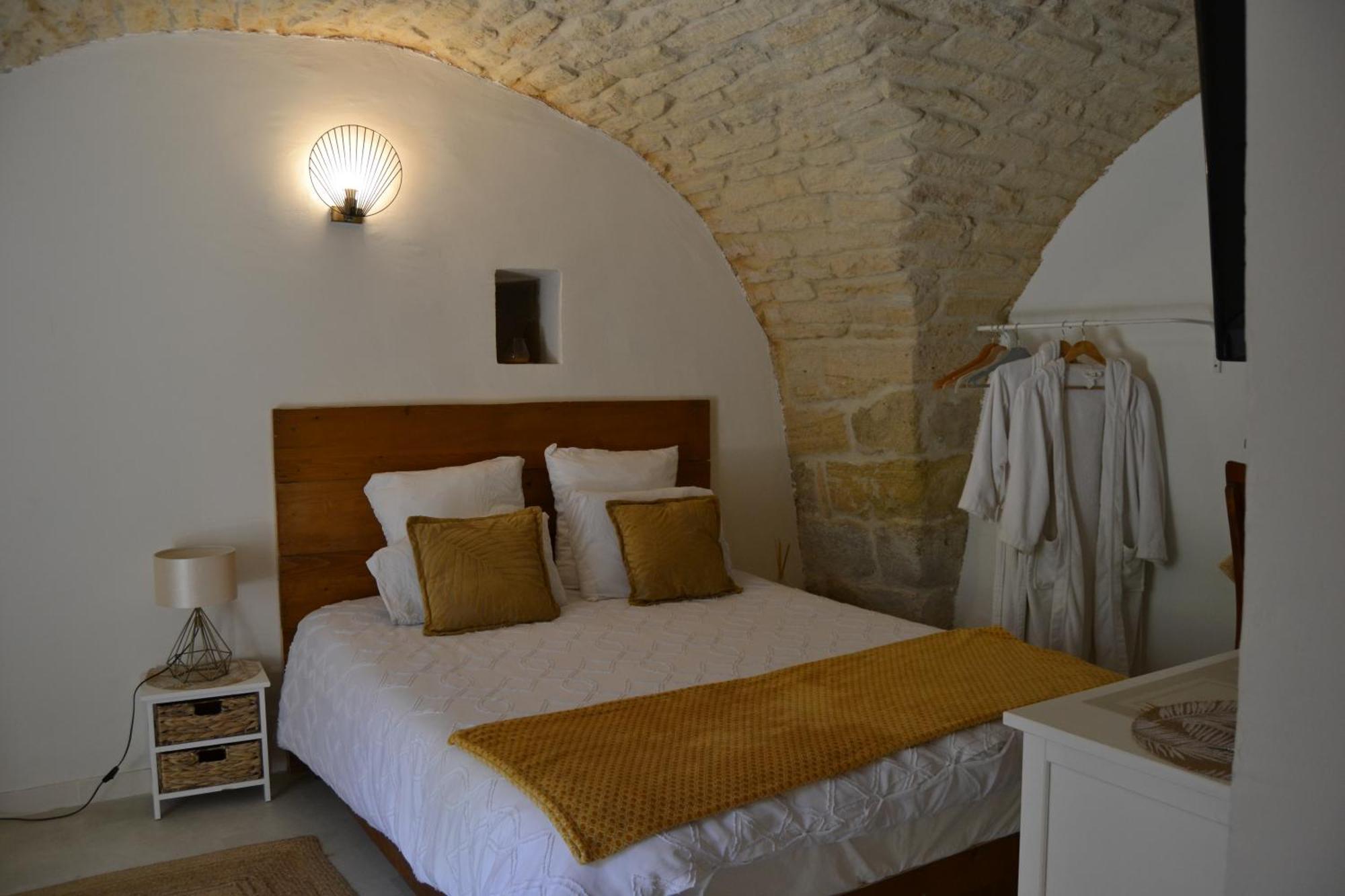 La Cachette Bed & Breakfast Aigues-Vives  Dış mekan fotoğraf